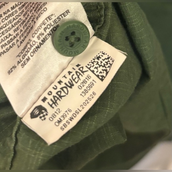 Mountain Hardwear Cotton Blend Button Down Short Sleeve in Green, Size L - Picture 8 of 9